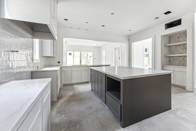 1131 E 7th 1/2 St, Houston, TX 77009 - photo 5