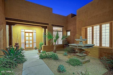30082 North 72nd Place Front Courtyard