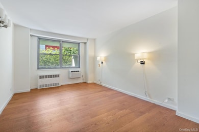 61-15 97th St unit 2D, Rego Park, NY 11374 - photo 5