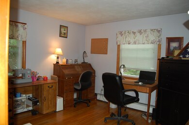 219 Rattlesnake Hill Rd, Auburn, NH 03032 - photo 6