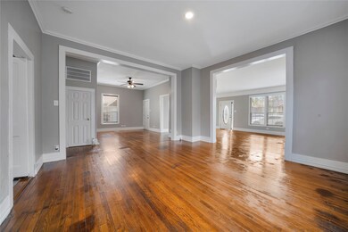 1015 W Walker St, Denison, TX 75020 - photo 5