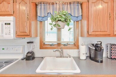 6 E Broadway, Taunton, MA 02780 - photo 3