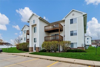 4525 1st Ave SW unit 10, Cedar Rapids, IA 52405 - photo 2