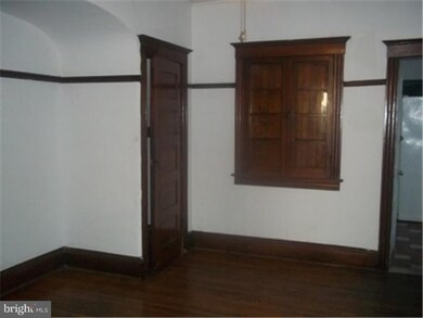 641 Chambers St, Trenton, NJ 08611 - photo 5