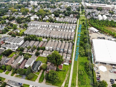 710 Waverly St, Houston, TX 77007 - photo 4