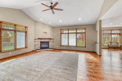 6425 15th St S, Fargo, ND 58104 - photo 7