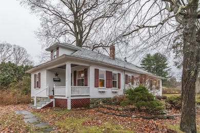 342 Pelham St, Methuen, MA 01844 - photo 5