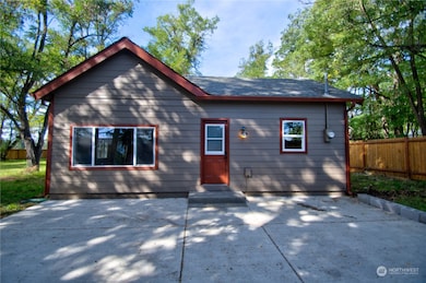 16544 Railway Rd SE, Yelm, WA 98597 - photo 2