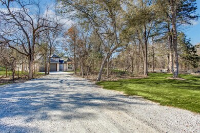 1060 N Cardinal Rd, Azle, TX 76020 - photo 3