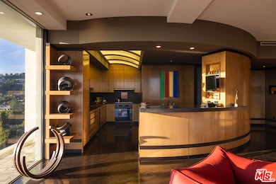 Sierra Towers unit 2502, West Hollywood, CA 90069 - photo 7