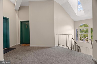 12200 Eagles Nest Ct unit M, Germantown, MD 20874 - photo 2