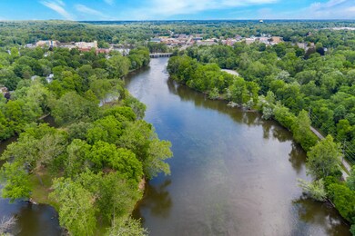 109 Silverbrook Ave, Niles, MI 49120 - photo 3