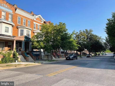 2424 Lakeview Ave, Baltimore, MD 21217 - photo 4