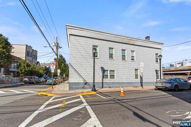 400 41st St, Union City, NJ 07087 - photo 3