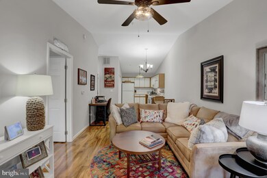 1800 Vincenza Dr unit C, Sykesville, MD 21784 - photo 3