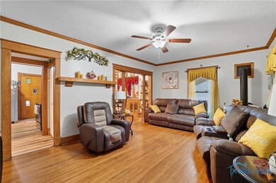 859 Wright Ave, Toledo, OH 43609 - photo 5