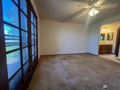 12172 E Via Loma Vista, Yuma, AZ 85367 - photo 7