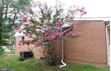 13805 Pennsylvania Ave, Hagerstown, MD 21742 - photo 4