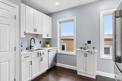 110 Sawyer Ave unit 1, Dorchester, MA 02125 - photo 3