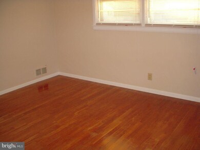 6 Tekening Way, Trenton, NJ 08690 - photo 6