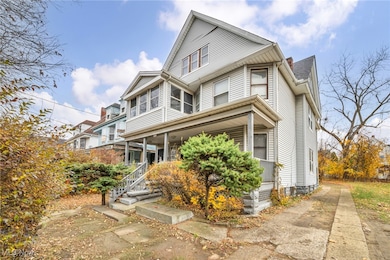 1333 E 82nd St, Cleveland, OH 44103 - photo 4