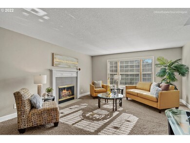 Living Room-Fireplace