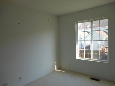 935 Mesa Dr, Lake In the Hills, IL 60156 - photo 7