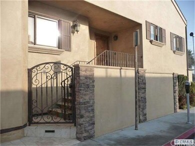 Back House has separate Gate & Front Door for Priv