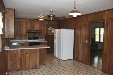 221 Adams Ln, Bell Buckle, TN 37020 - photo 5