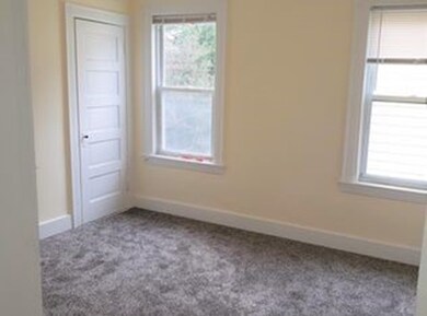 110 Dorchester St unit 2, Worcester, MA 01604 - photo 6