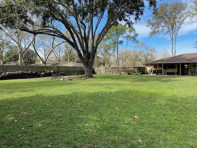 235 Red River Rd, Bay City, TX 77414 - photo 5