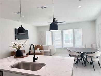 7207 Mohawk Dr unit 104, Dallas, TX 75235 - photo 6