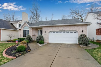 1204 Bowen Dr W, North Tonawanda, NY 14120 - photo 2