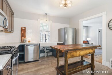29-web-or-mls-88-w-12th-st