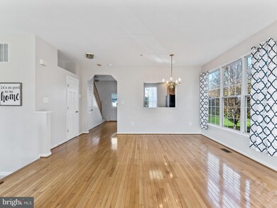 7132 Ladd Cir, Frederick, MD 21703 - photo 7