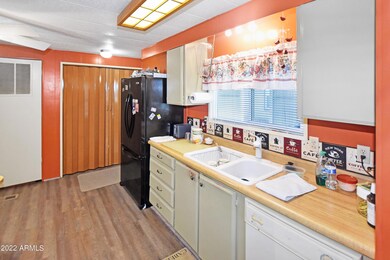 Kitchen1