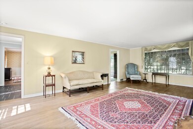 19 Tod Ln Greenwich CT 06831-print-007-0