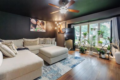 1805 Prince St, Grinnell, IA 50112 - photo 2