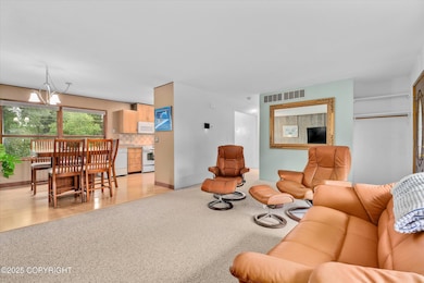 10-12145 Rainbow Ave 010
