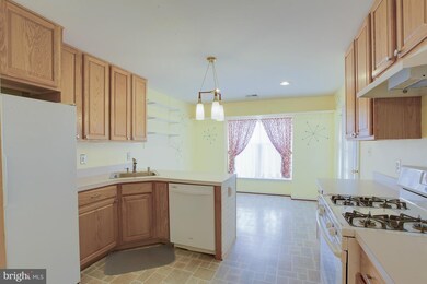 9400 Wordsworth Way unit 404, Owings Mills, MD 21117 - photo 7