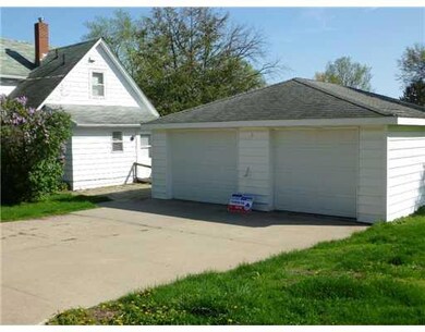 Parking Lot/Garage.