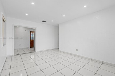 911 E 32nd St, Hialeah, FL 33013 - photo 4