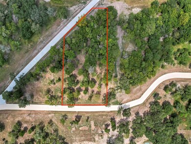 2706 Silver Maple Dr, Alvin, TX 77511 - photo 2