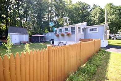 21 Woodridge Dr, Mapleville, RI 02839 - photo 6