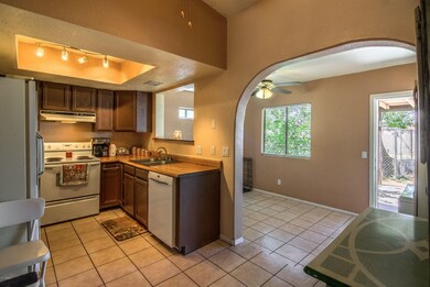 2262 S Cactus Rd Apache-print-005-7-Kitc