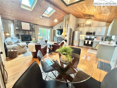 Vaulted ceilings, natural light and cozy vibes