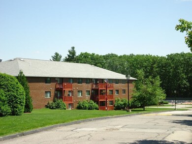 95 Powers St unit 84, Milford, NH 03055 - photo 7