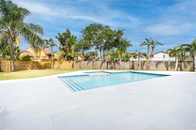 842 W Coco Plum Cir, Plantation, FL 33324 - photo 5