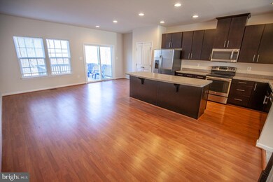 139 Gauley River Path, Falling Waters, WV 25419 - photo 5