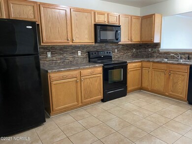 27 Doris Ave E unit 603, Jacksonville, NC 28540 - photo 7